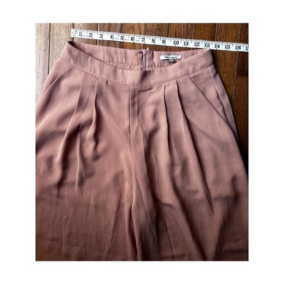 THE CLOTHING COMPANY pleated peach wide leg trousers Size Medium - Picture 2 of 7